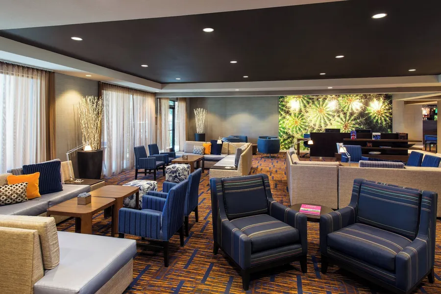 Courtyard by Marriott Palm Desert hotel detail image 2
