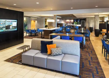 Courtyard by Marriott Palm Desert hotel thumbnail 4