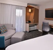 Courtyard by Marriott Palm Desert hotel detail image 7