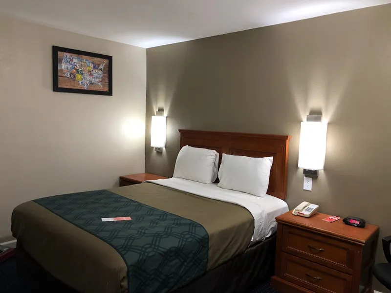 Econo Lodge Temple hotel detail image 2