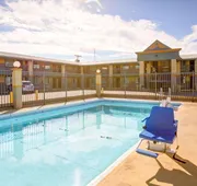 Econo Lodge Temple hotel detail image 5