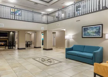 Best Western Watertown Inn and Suites hotel thumbnail 3