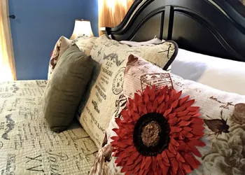 White Oak Manor Bed & Breakfast hotel thumbnail 6