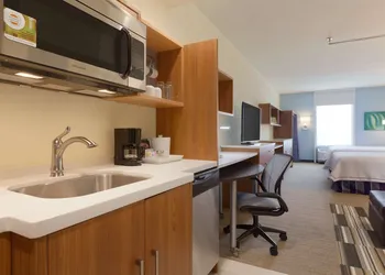 Home2 Suites by Hilton Oklahoma City Quail Springs hotel thumbnail 5