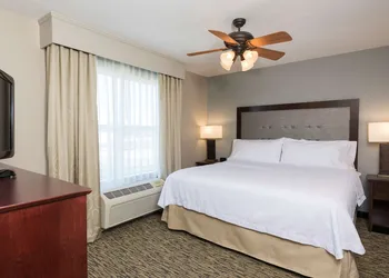 Homewood Suites by Hilton Indianapolis Northwest hotel thumbnail 4