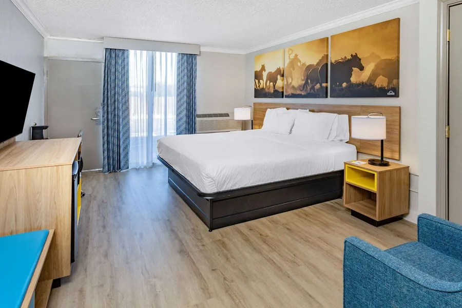 Days Inn by Wyndham Del Rio hotel detail image 2