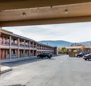 Econo Lodge Inn & Suites Kalispell - Glacier National Park Gateway hotel detail image 3
