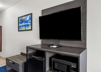 Best Western Palace Inn & Suites hotel thumbnail 5