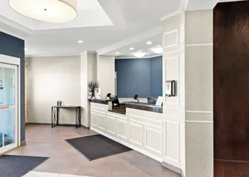 Quality Inn & Suites Big Spring hotel thumbnail 2