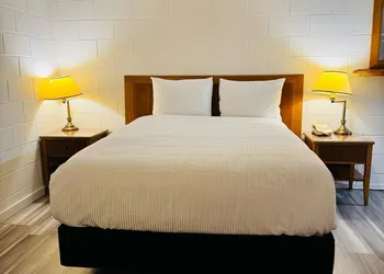 Moosejaw Inn hotel thumbnail 6