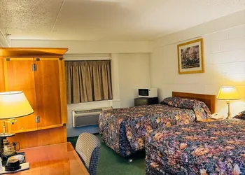 Moosejaw Inn hotel thumbnail 8