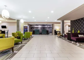 La Quinta Inn & Suites by Wyndham Monahans hotel thumbnail 2