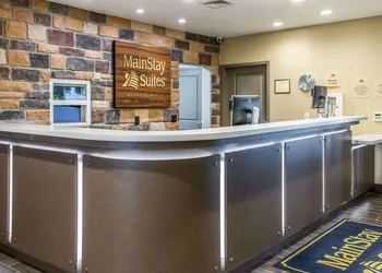 MainStay Suites Cotulla hotel thumbnail 4