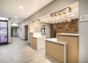 La Quinta Inn & Suites by Wyndham Chattanooga North - Hixson hotel thumbnail 5