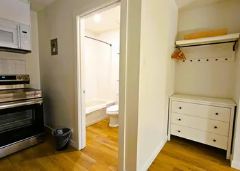 Cloud 9 Inn hotel thumbnail 2