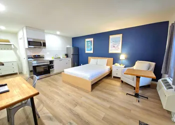 Cloud 9 Inn hotel thumbnail 6
