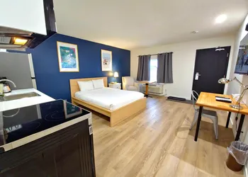 Cloud 9 Inn hotel thumbnail 8