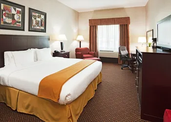 Holiday Inn Express & Suites Carrollton by IHG hotel thumbnail 7