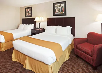 Holiday Inn Express & Suites Carrollton by IHG hotel thumbnail 8