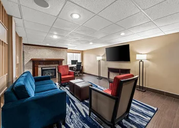 Comfort Inn & Suites Fairborn near Wright Patterson AFB hotel thumbnail 4