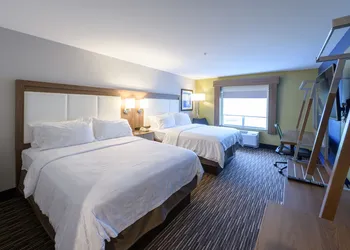 Holiday Inn Express & Suites Jamestown by IHG hotel thumbnail 3