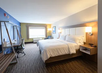 Holiday Inn Express & Suites Jamestown by IHG hotel thumbnail 5