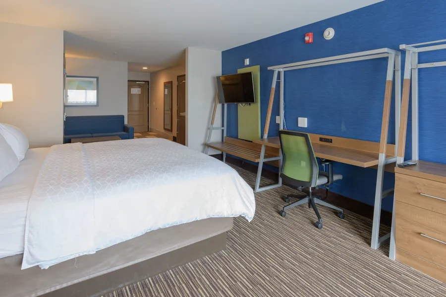 Holiday Inn Express & Suites Jamestown by IHG hotel detail image 6