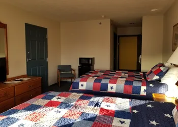 CountrySide Inn hotel thumbnail 7
