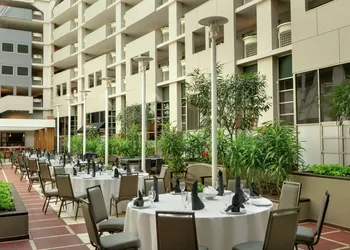Embassy Suites by Hilton Atlanta at Centennial Olympic Park hotel thumbnail 5