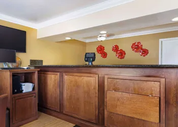 Best Western Hanford Inn hotel thumbnail 3