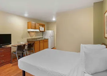 Extended Stay America Select Suites - Kansas City - South - I-49 hotel thumbnail 3