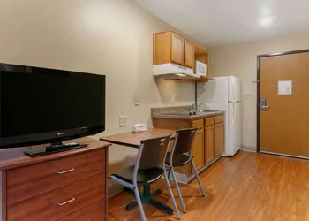 Extended Stay America Select Suites - Kansas City - South - I-49 hotel thumbnail 4