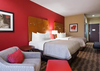 Best Western Plus Fairview Inn & Suites hotel thumbnail 4
