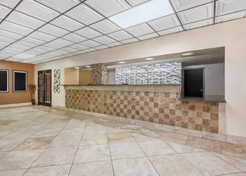 Econo Lodge Carlsbad Caverns Area hotel thumbnail 3