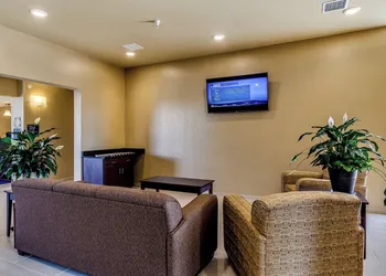 Cobblestone Inn & Suites - Waverly hotel thumbnail 2