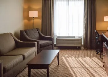 Cobblestone Inn & Suites - Waverly hotel thumbnail 6