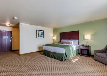 Cobblestone Inn & Suites - Waverly hotel thumbnail 8