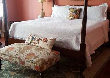 Barksdale House Inn hotel thumbnail 2