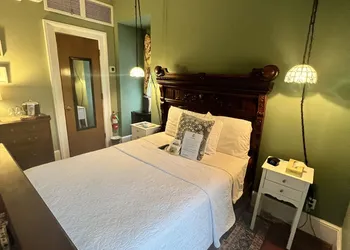 Barksdale House Inn hotel thumbnail 7
