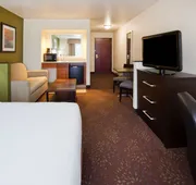 Holiday Inn Express & Suites Aberdeen by IHG hotel detail image 7