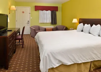 American Inn Princeton hotel thumbnail 8