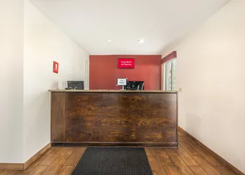 Red Roof Inn Paducah hotel thumbnail 2