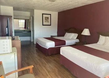Lakeinn hotel thumbnail 6