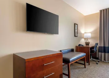Comfort Inn & Suites Tavares North hotel thumbnail 7