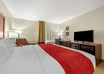 Comfort Inn Valentine hotel thumbnail 7