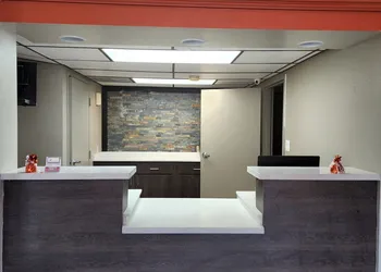 Days Inn by Wyndham Clemson hotel thumbnail 3