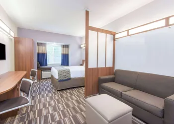Microtel Inn & Suites By Wyndham Cadiz hotel thumbnail 6