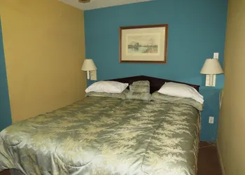 First Western Inn Caseyville hotel thumbnail 5