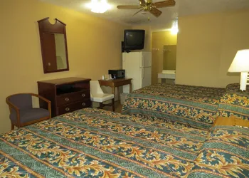 First Western Inn Caseyville hotel thumbnail 8