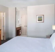 Homewood Suites by Hilton Gateway Hills Nashua hotel detail image 4